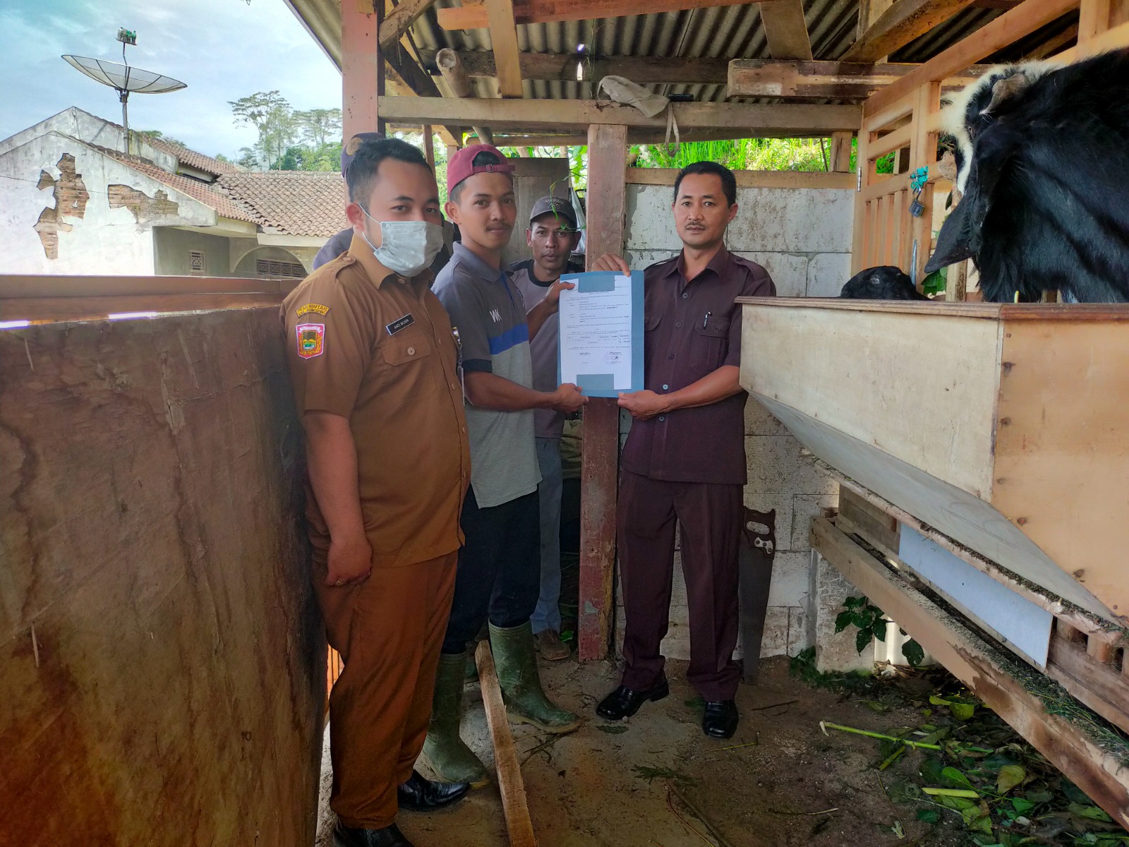 Kandang Bersih